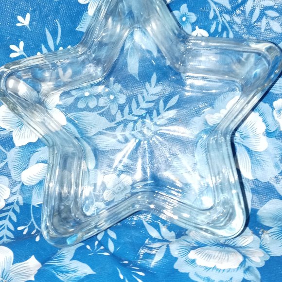 Other - #47 TRINKET HOLDER GLASS Star Over 5" Heafty New never used